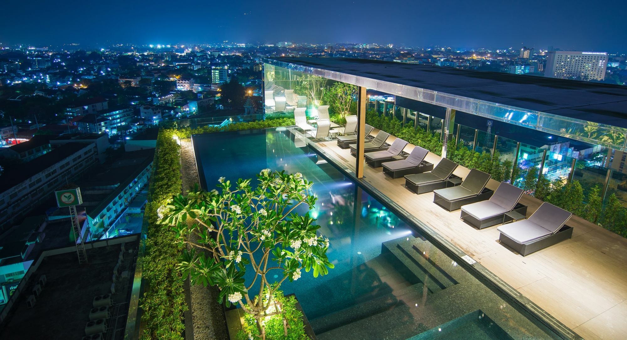 Hoc5 The Astra Condo Chiang Mai Night Bazaar Exterior foto